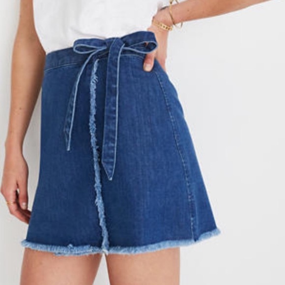 Madewell Dresses & Skirts - Madewell wrap denim 6 raw hem